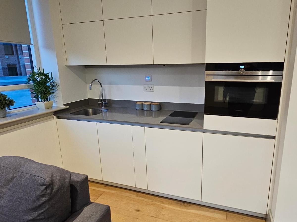Studio Flat In Tottenham London Eksteriør billede